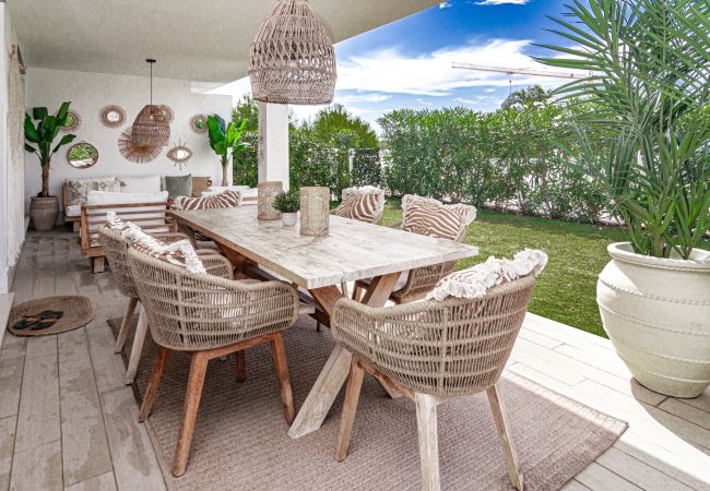Lägenhet i Estepona - Designer Apartment with Sunny Outdoor Space Lägenhet i Estepona - Designer Apartment with Sunny Outdoor Space