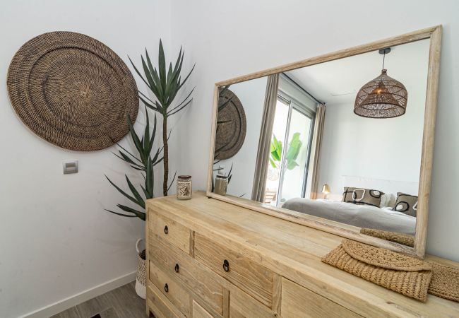 Lägenhet i Estepona - Designer Apartment with Sunny Outdoor Space Lägenhet i Estepona - Designer Apartment with Sunny Outdoor Space