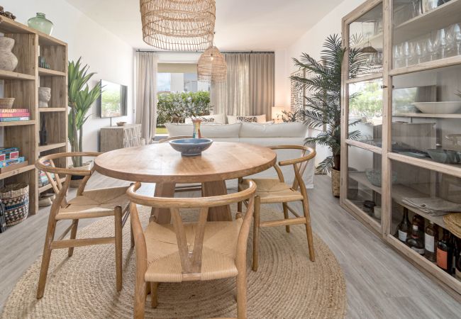 Lägenhet i Estepona - Designer Apartment with Sunny Outdoor Space Lägenhet i Estepona - Designer Apartment with Sunny Outdoor Space