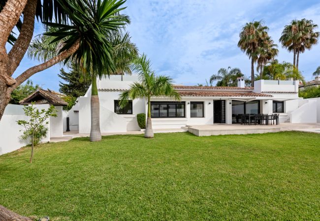 Villa i San Pedro de Alcántara - Beautiful villa 250m from the beach  Villa i San Pedro de Alcántara - Beautiful villa 250m from the beach