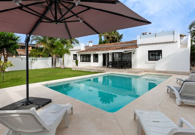 Villa i San Pedro de Alcántara - Beautiful villa 250m from the beach  Villa i San Pedro de Alcántara - Beautiful villa 250m from the beach
