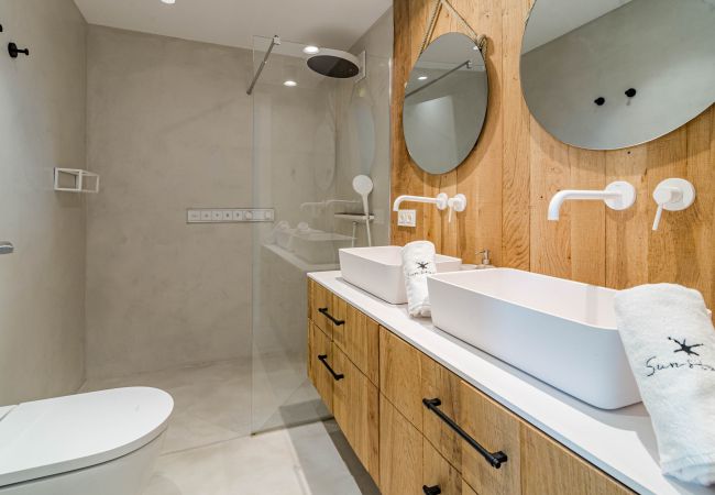 Villa i San Pedro de Alcántara - Huge townhouse with private pool and rooftop  Villa i San Pedro de Alcántara - Huge townhouse with private pool and rooftop