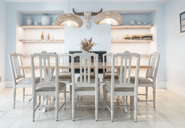 Villa i San Pedro de Alcántara - Huge townhouse with private pool and rooftop  Villa i San Pedro de Alcántara - Huge townhouse with private pool and rooftop