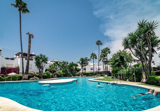 Villa i San Pedro de Alcántara - Huge townhouse with private pool and rooftop  Villa i San Pedro de Alcántara - Huge townhouse with private pool and rooftop