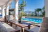 Villa i Estepona - Andalusian Style Villa with Mountain View’s 